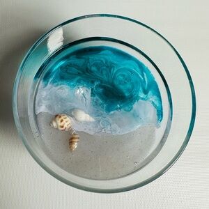Ocean-Inspired Glass Trinket Dish with Seashells